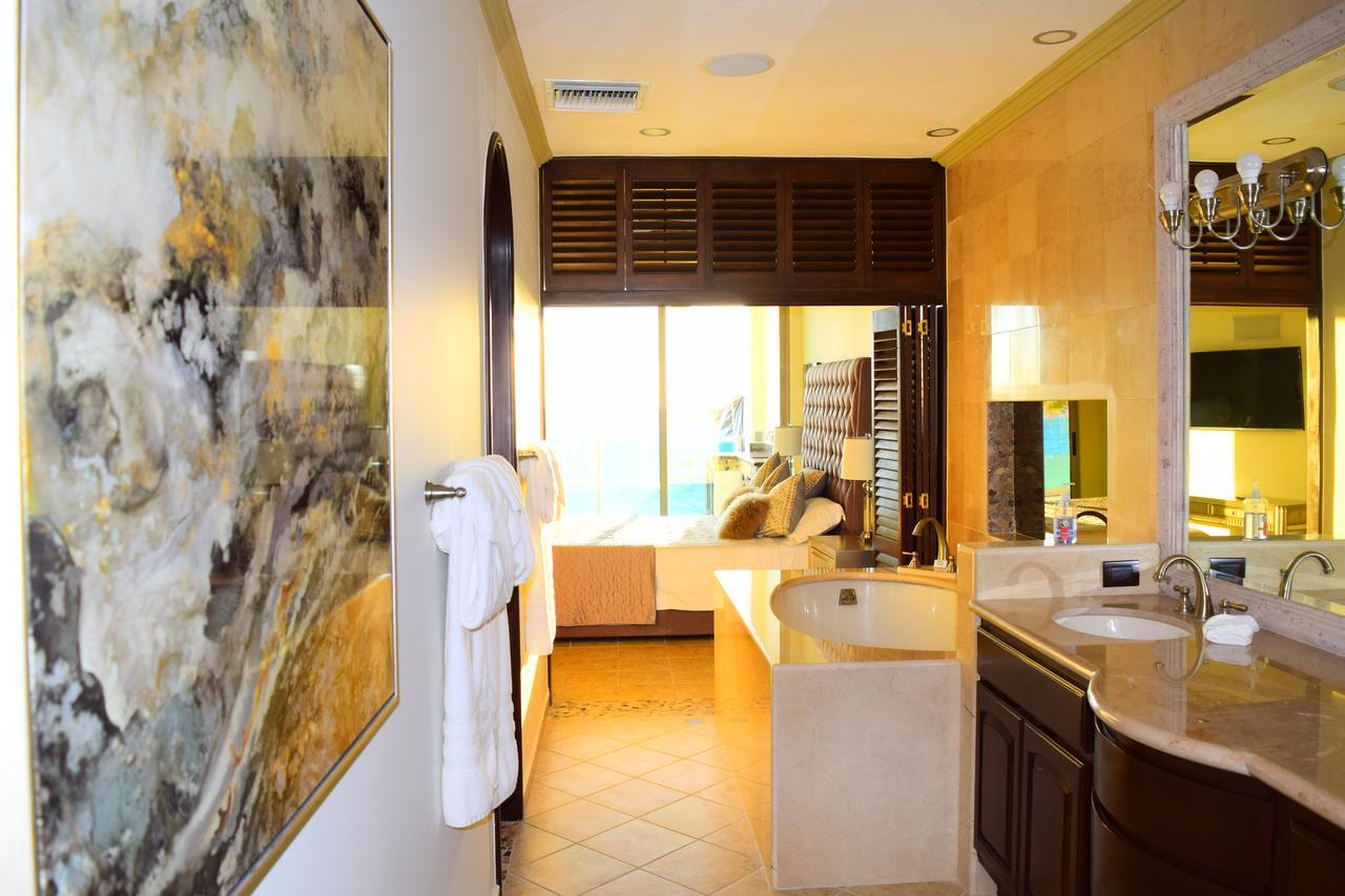 Esmeralda Luxury Resort