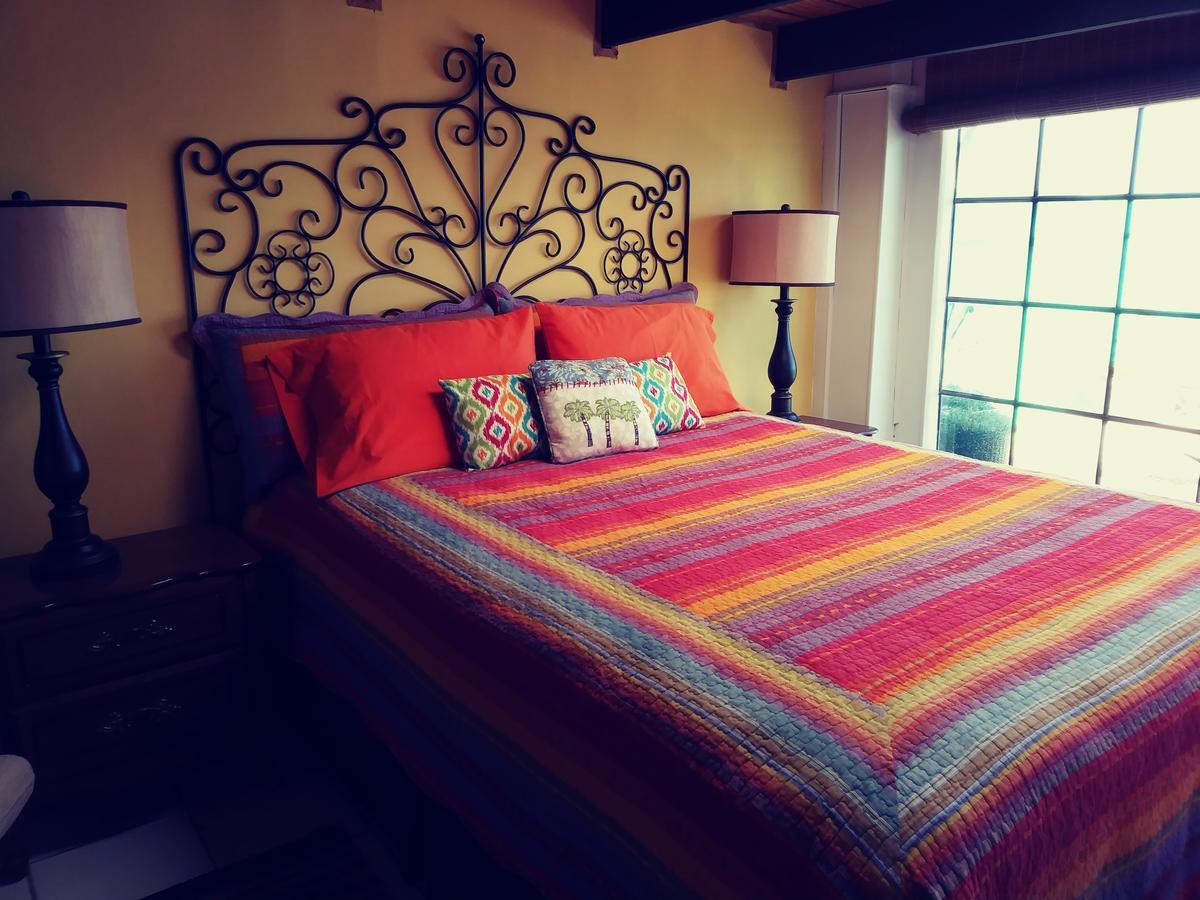 Bed & Breakfast Sol By The Sea *