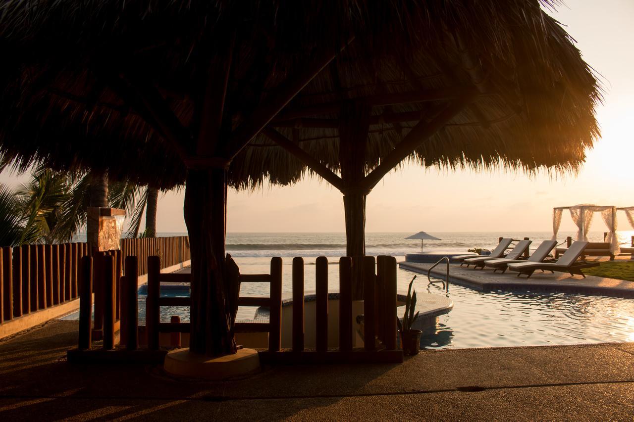 Punta Blanca Zihuatanejo