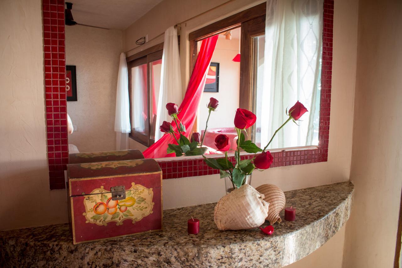Hotel Punta Blanca Zihuatanejo