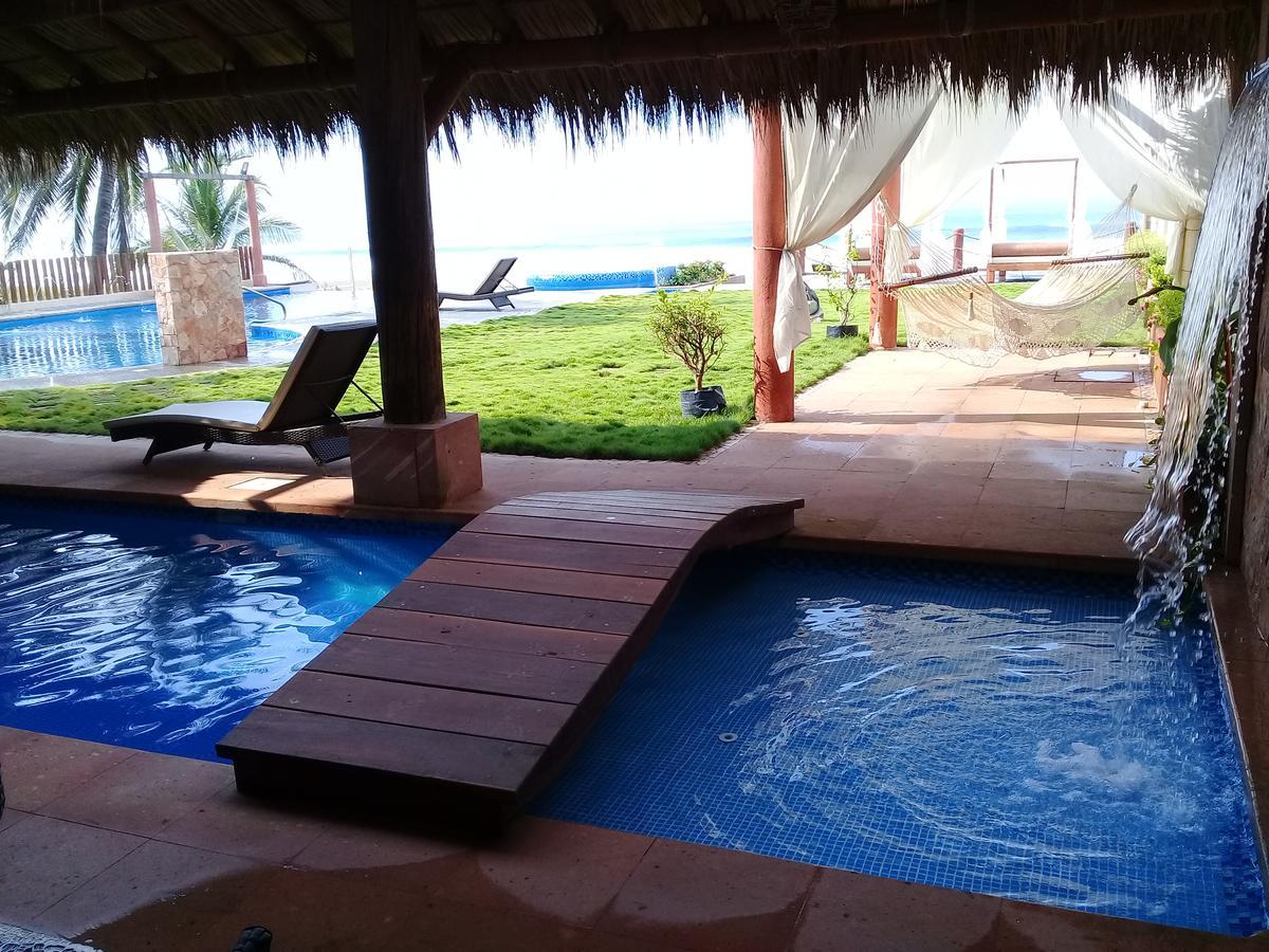 Hotel Punta Blanca Zihuatanejo