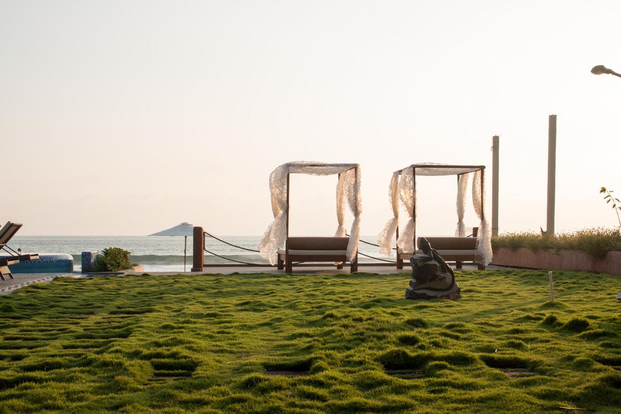 Punta Blanca Hotel Zihuatanejo