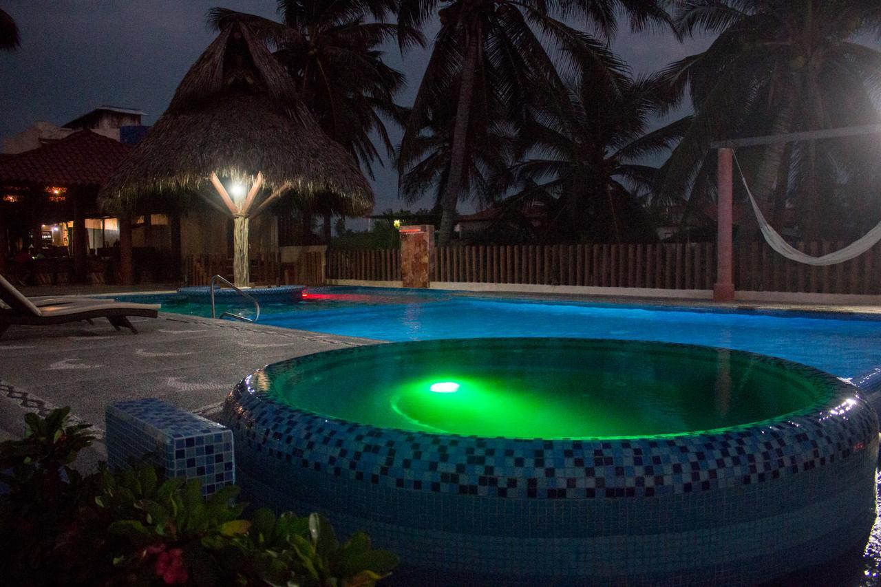 Punta Blanca Hotel Zihuatanejo