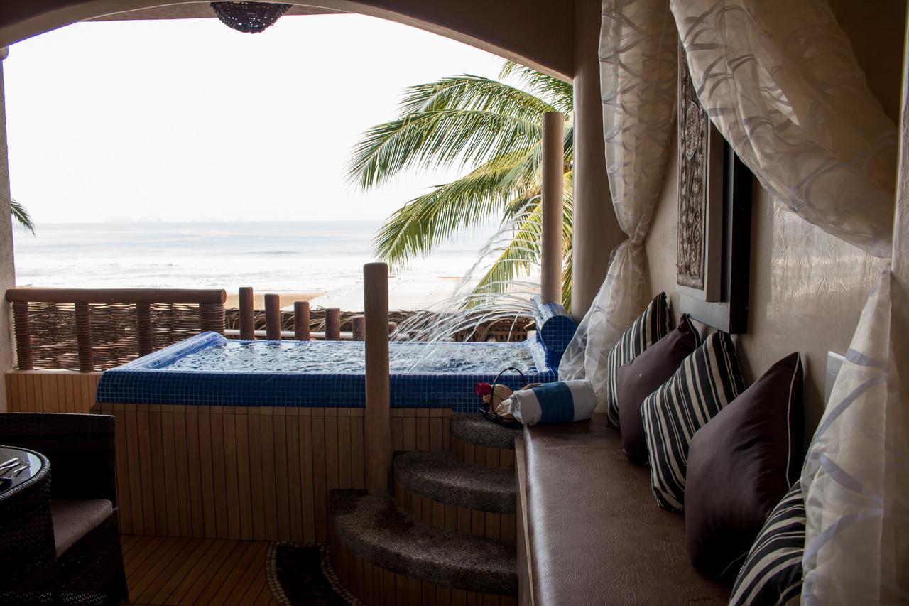 Punta Blanca Hotel Zihuatanejo