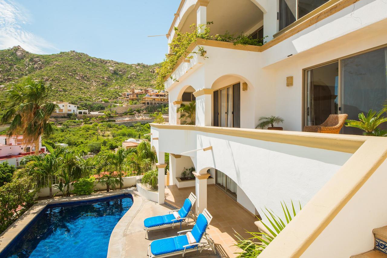 Villa Steps From Downtown & Marina, 6 Bedroom Victoria *