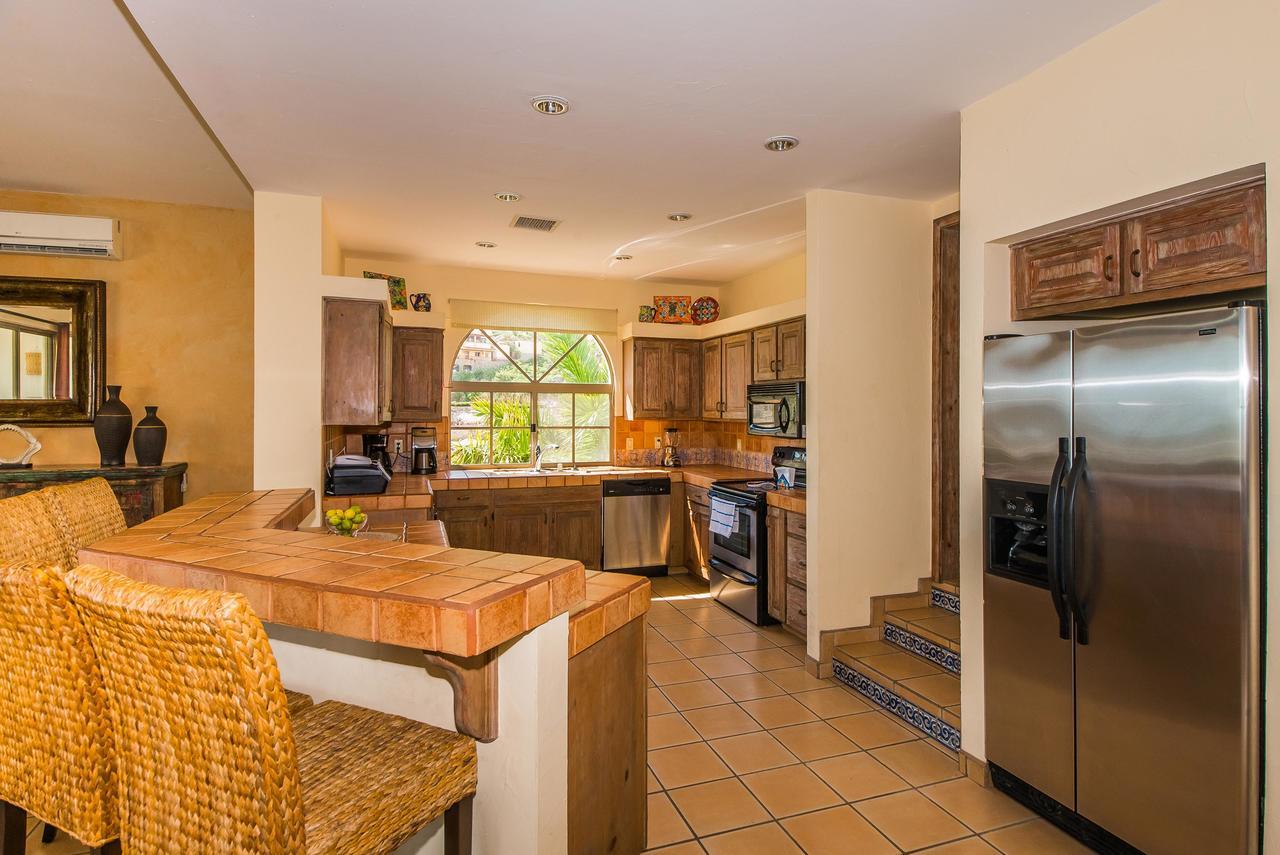 Villa Steps From Downtown & Marina, 6 Bedroom Victoria Cabo San Lucas