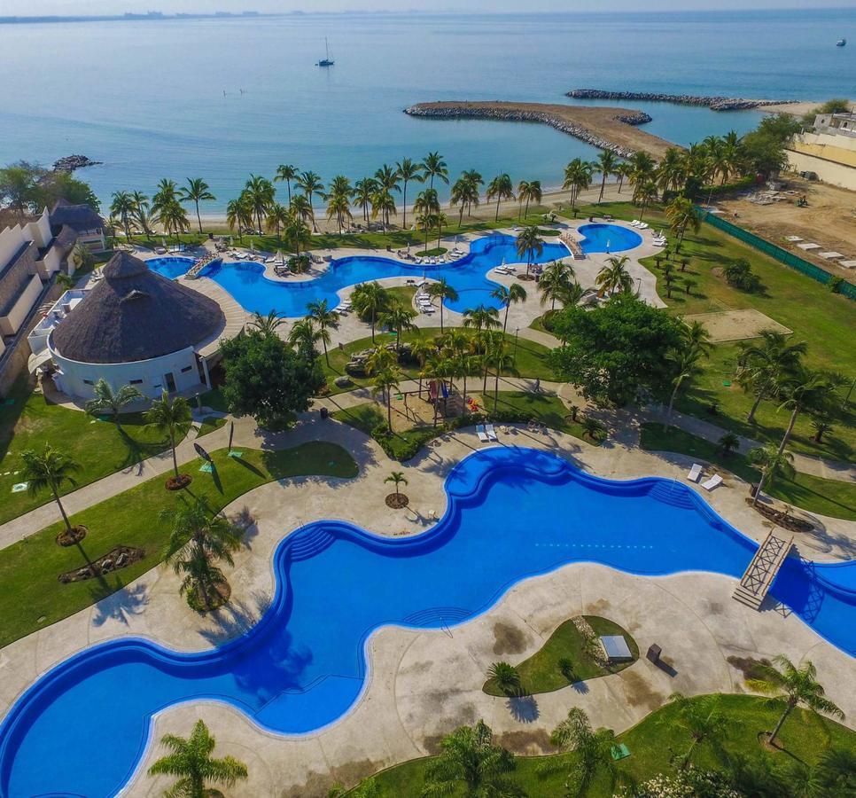 B Nayar 115 Gated Community & Club Holiday home