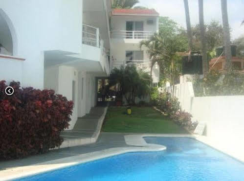 Y Corita Hotel 2*