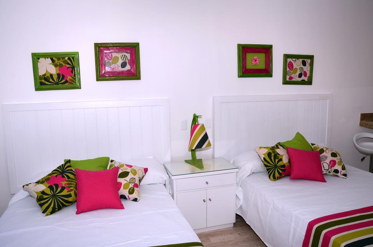Aparthotel Ar Plaza