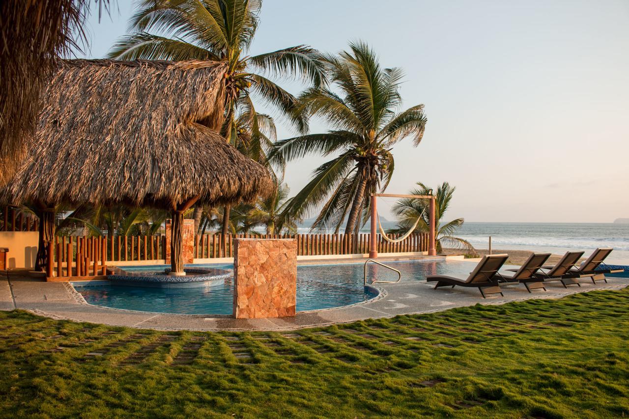 Hotel Punta Blanca Zihuatanejo