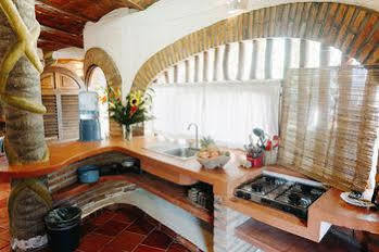 Guest house Beach House 3*