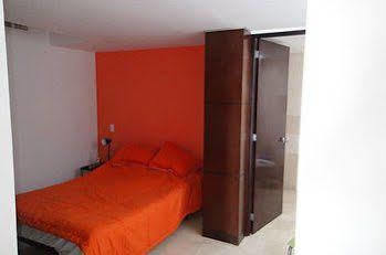 Tucan Hostel *