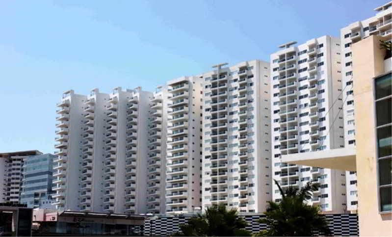 Barcelona Tower Cancun