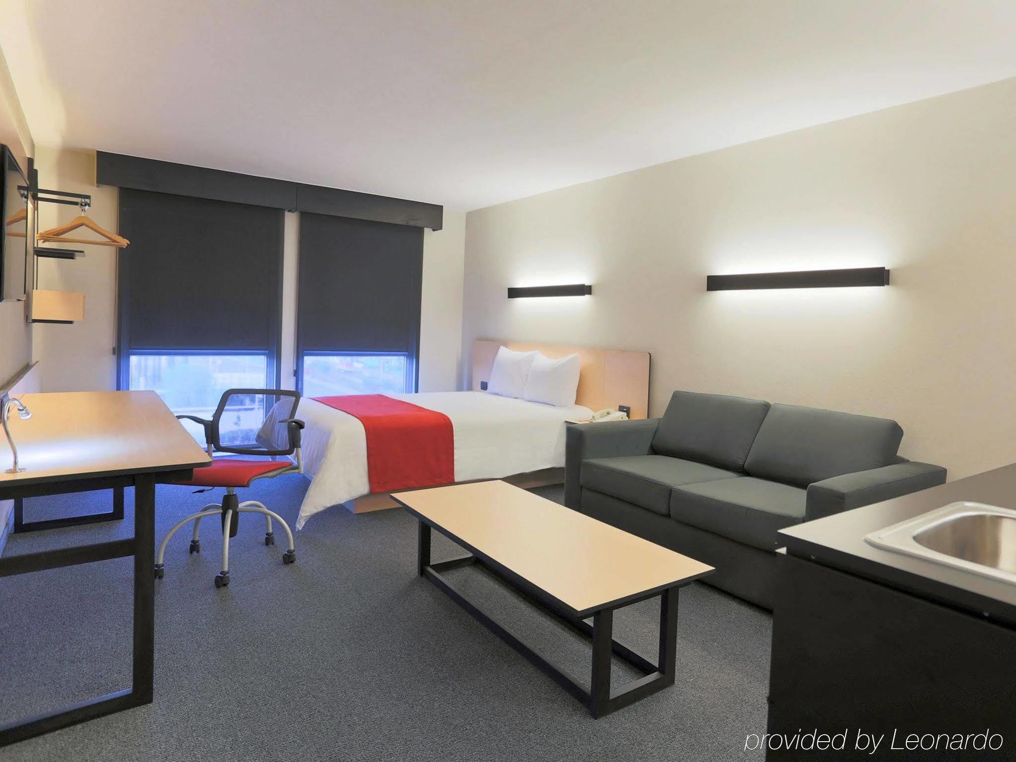 Express By Marriott Hotel 4*