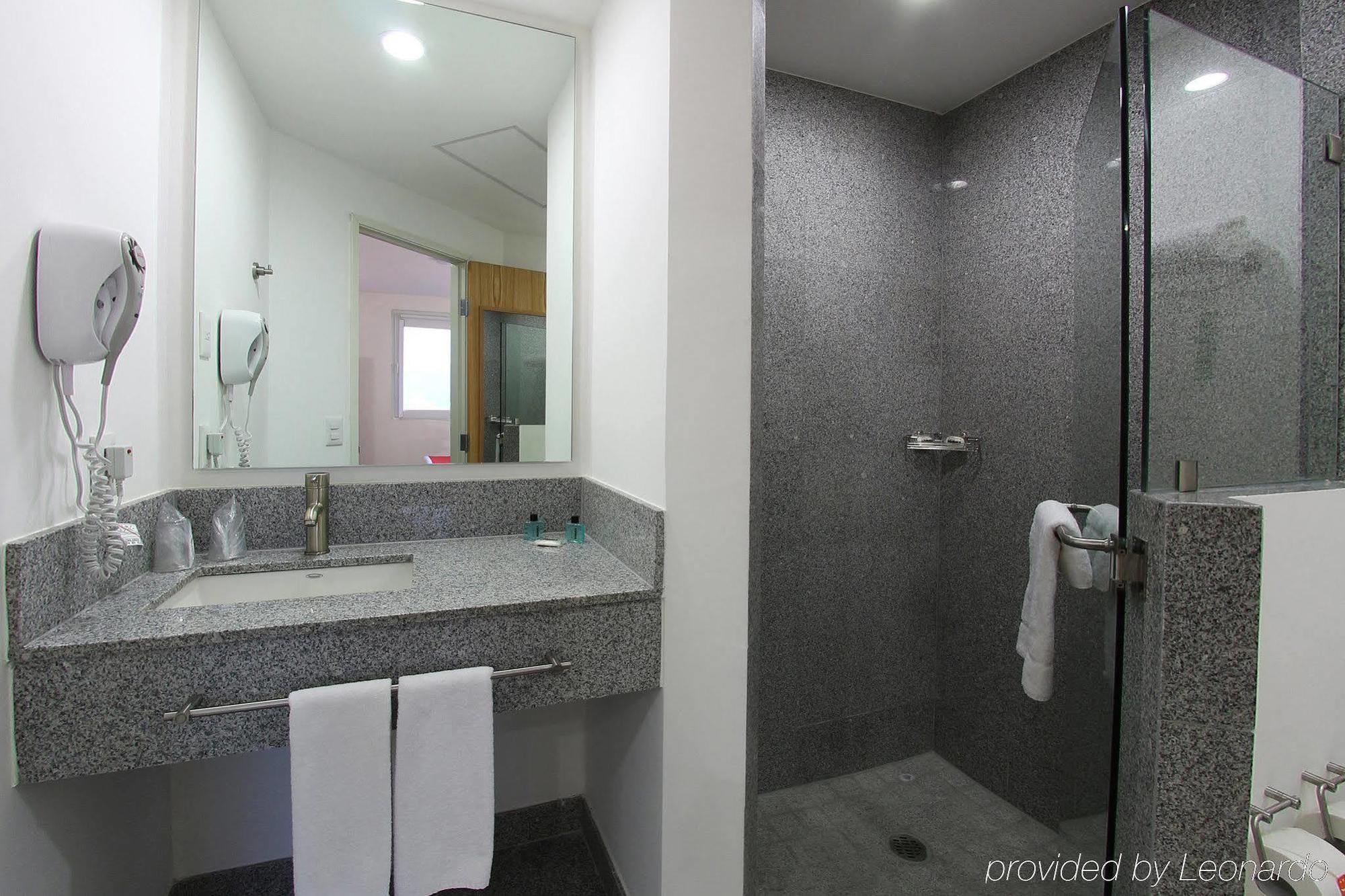 One Guadalajara Periferico Poniente Hotel Zapopan