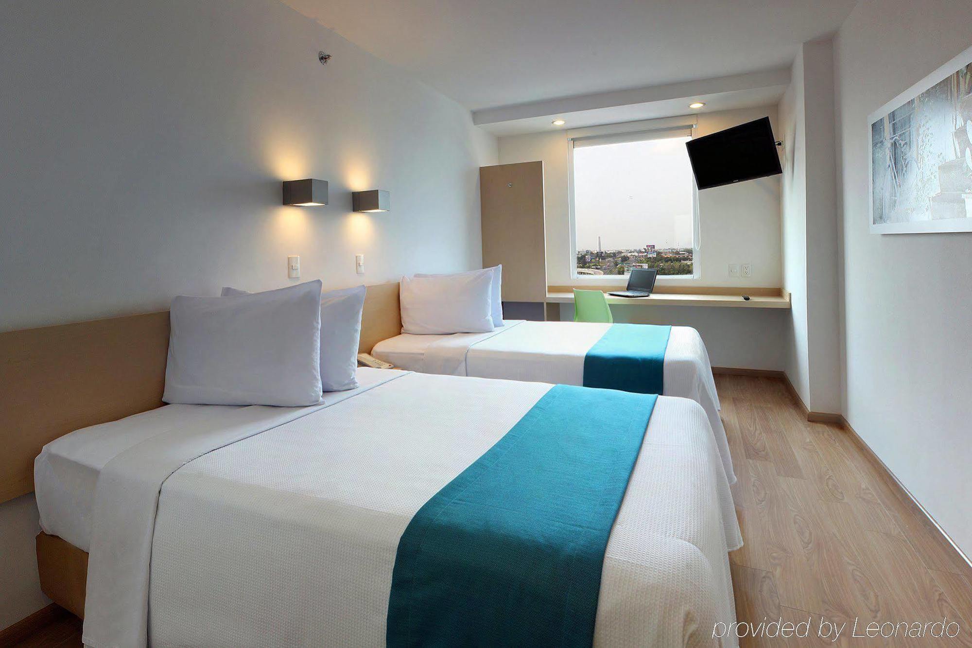 Hotel One Poliforum Leon
