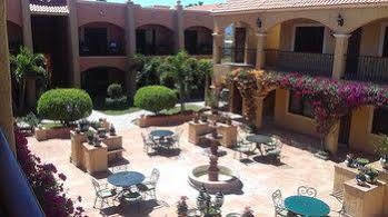 Hotel Hacienda Loreto 3*