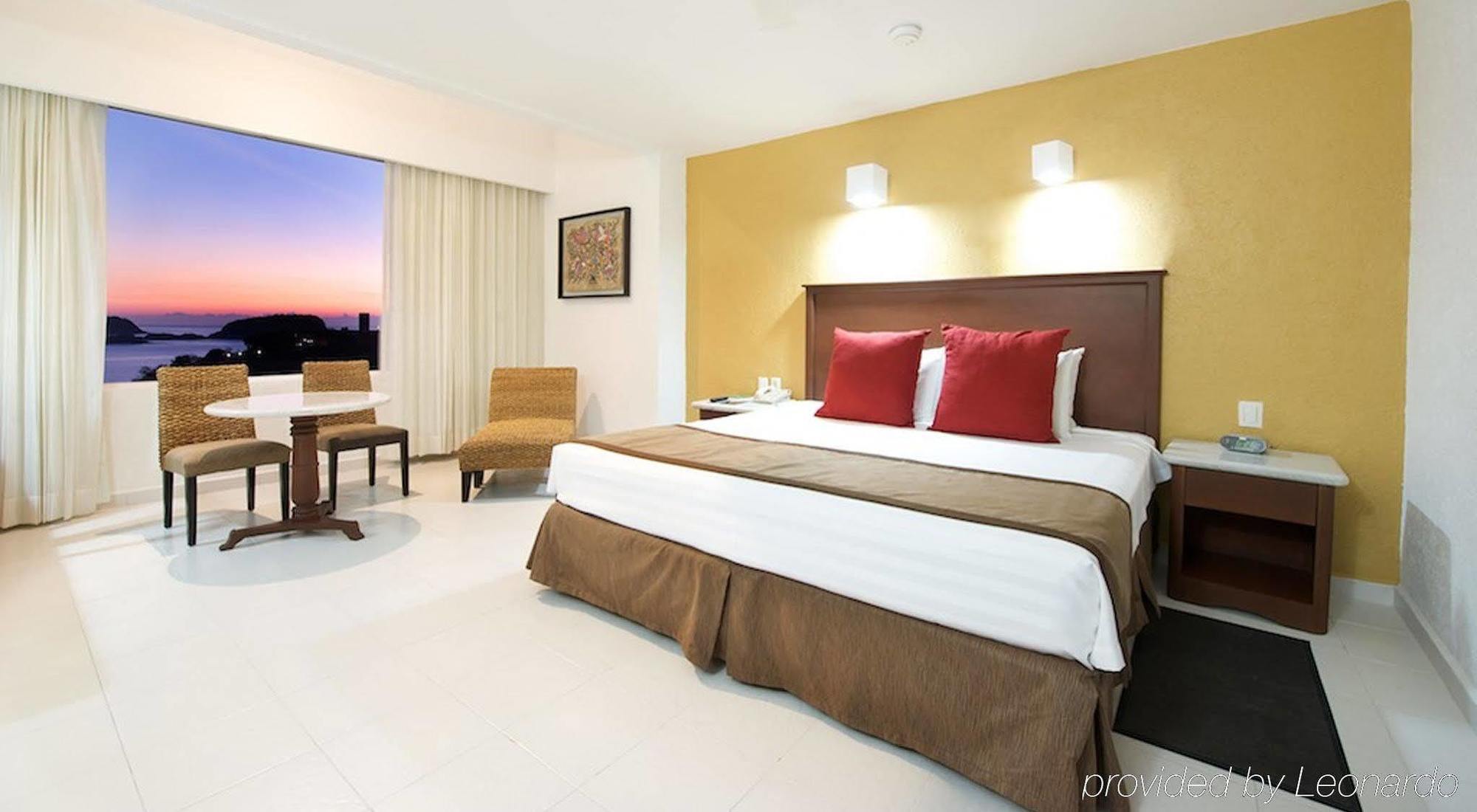 Brisas Huatulco Resort