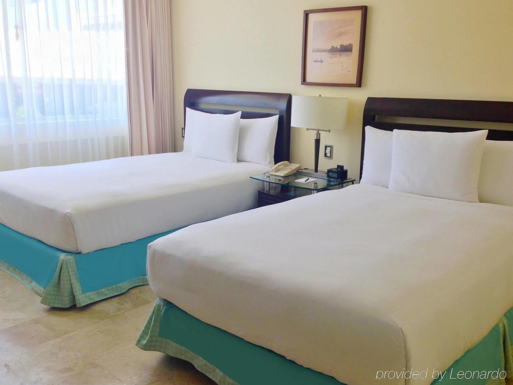 Hotel - Aeropuerto By Ihg