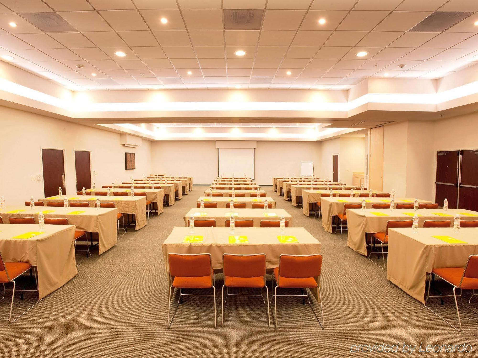 Express By Marriott Mochis 4*