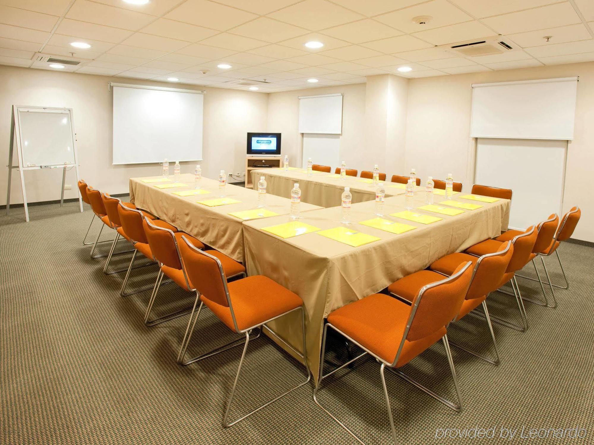 Express By Marriott Mochis