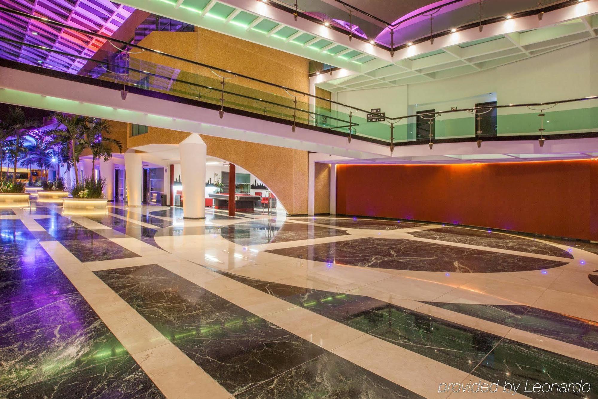 Crowne Plaza - Lancaster By Ihg 4*