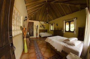 Hotel Tronco Bay 3*
