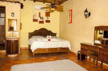Tronco Bay Hotel 3*