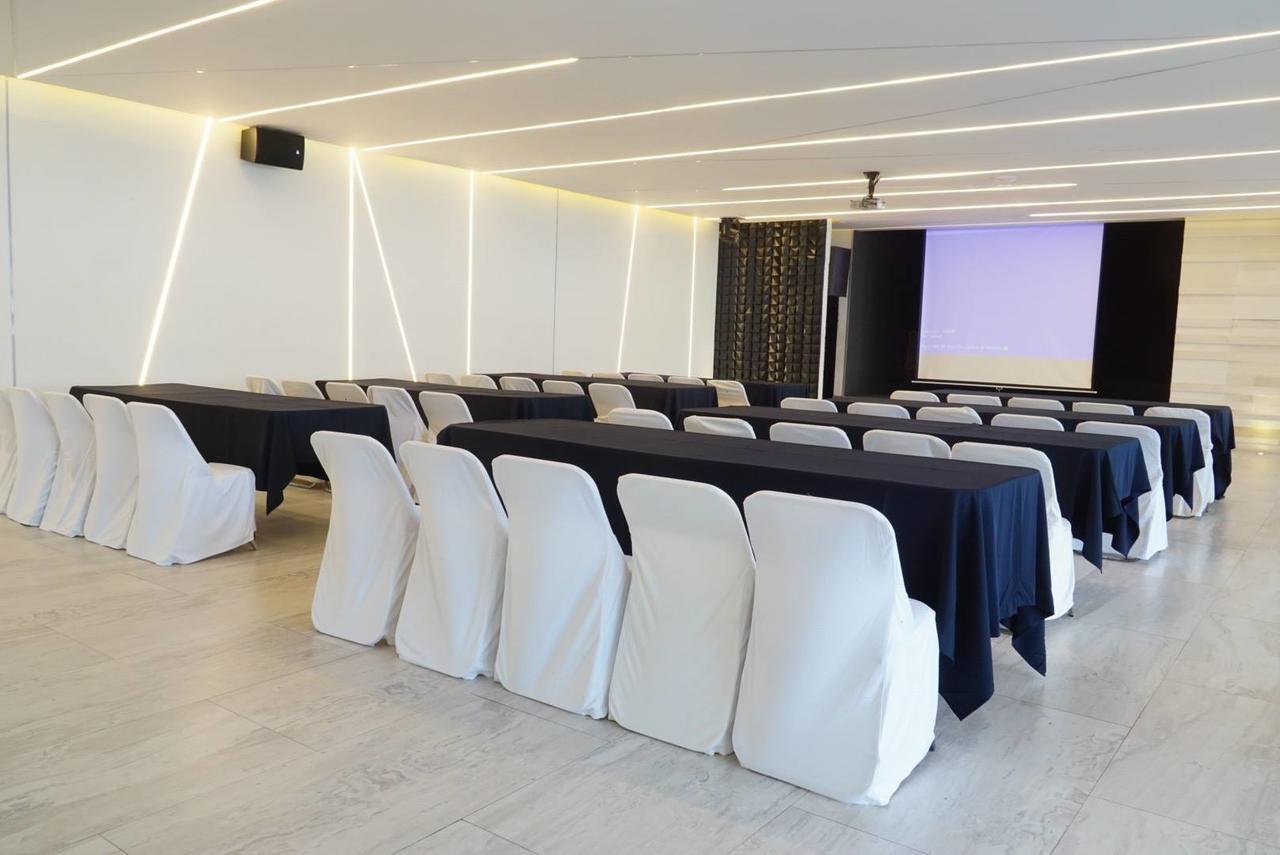 Senorial Hotel 3*
