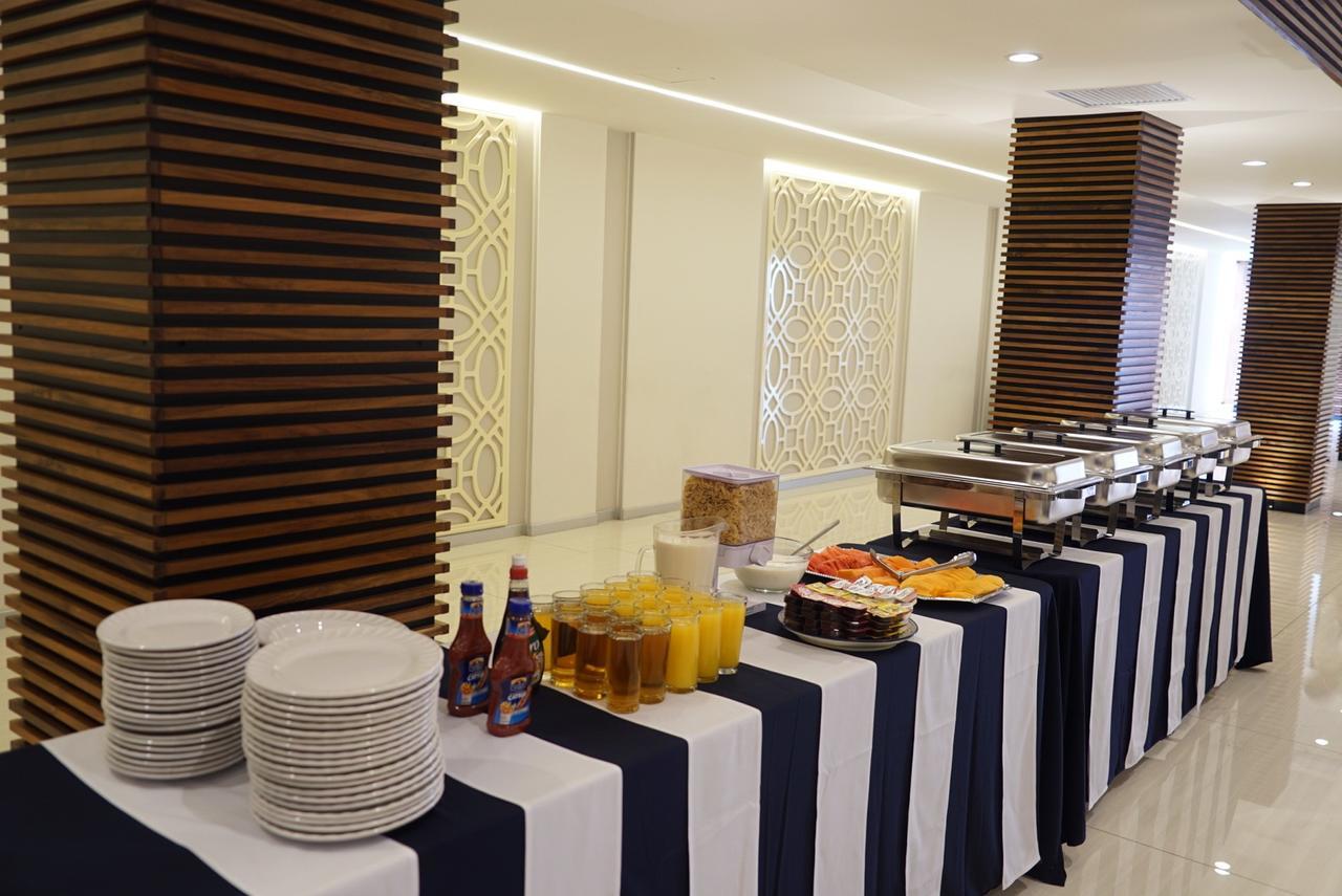 Senorial Hotel