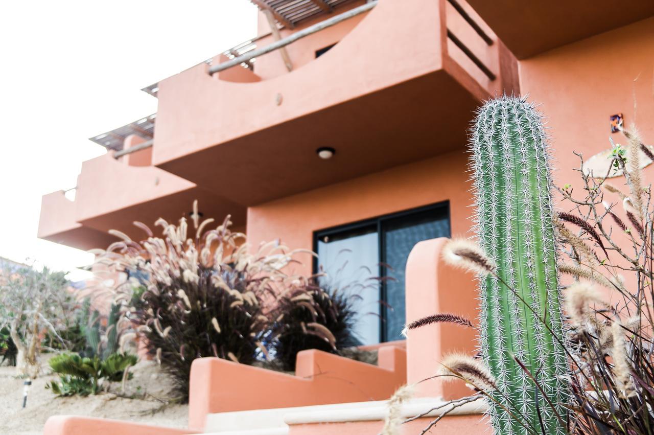 Cerritos Desert Moon Hotel 4*
