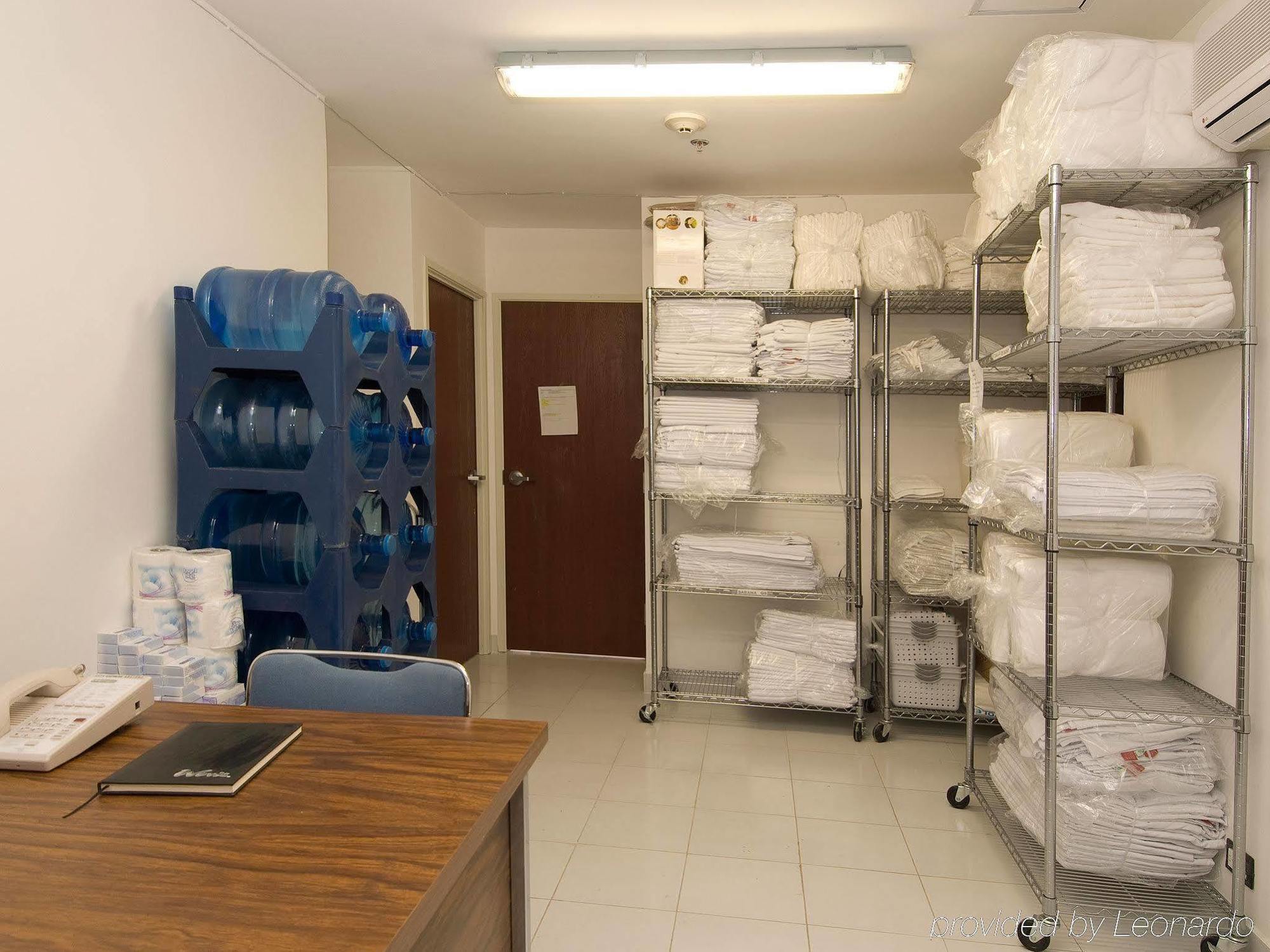 Hotel Express Junior By Marriott Mexicali
