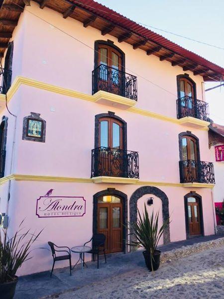 Alondra Boutique 4*