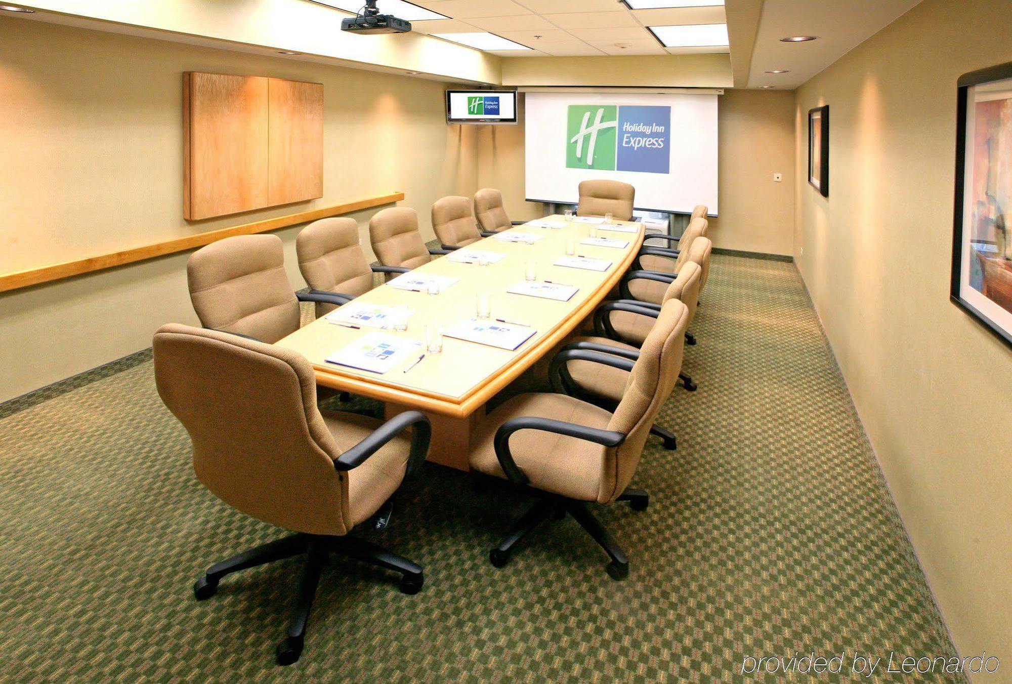 Express Zona Aeropuerto By Ihg 4* Saltillo