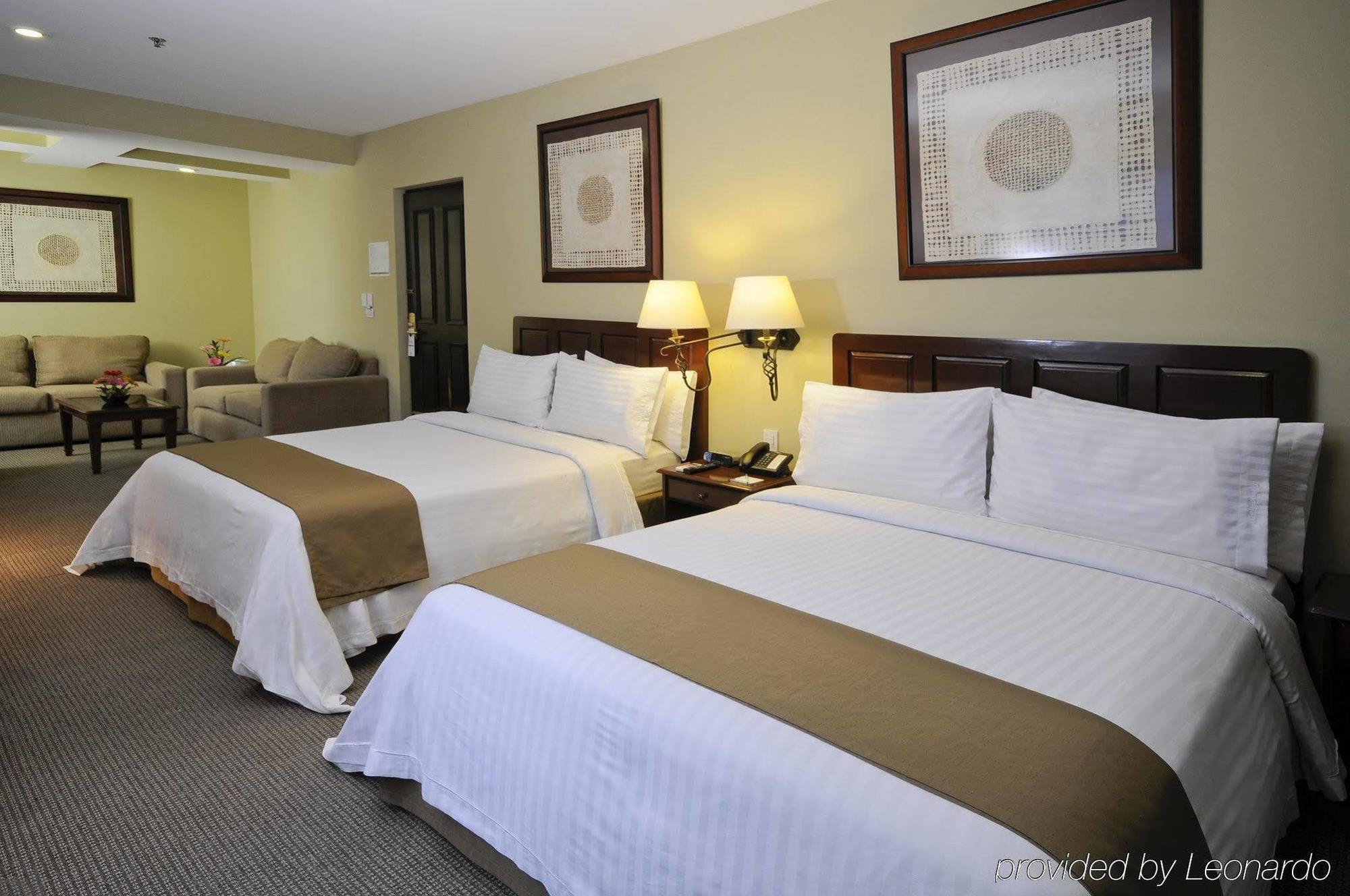 Hotel & Zona Reforma By Ihg Mexico City