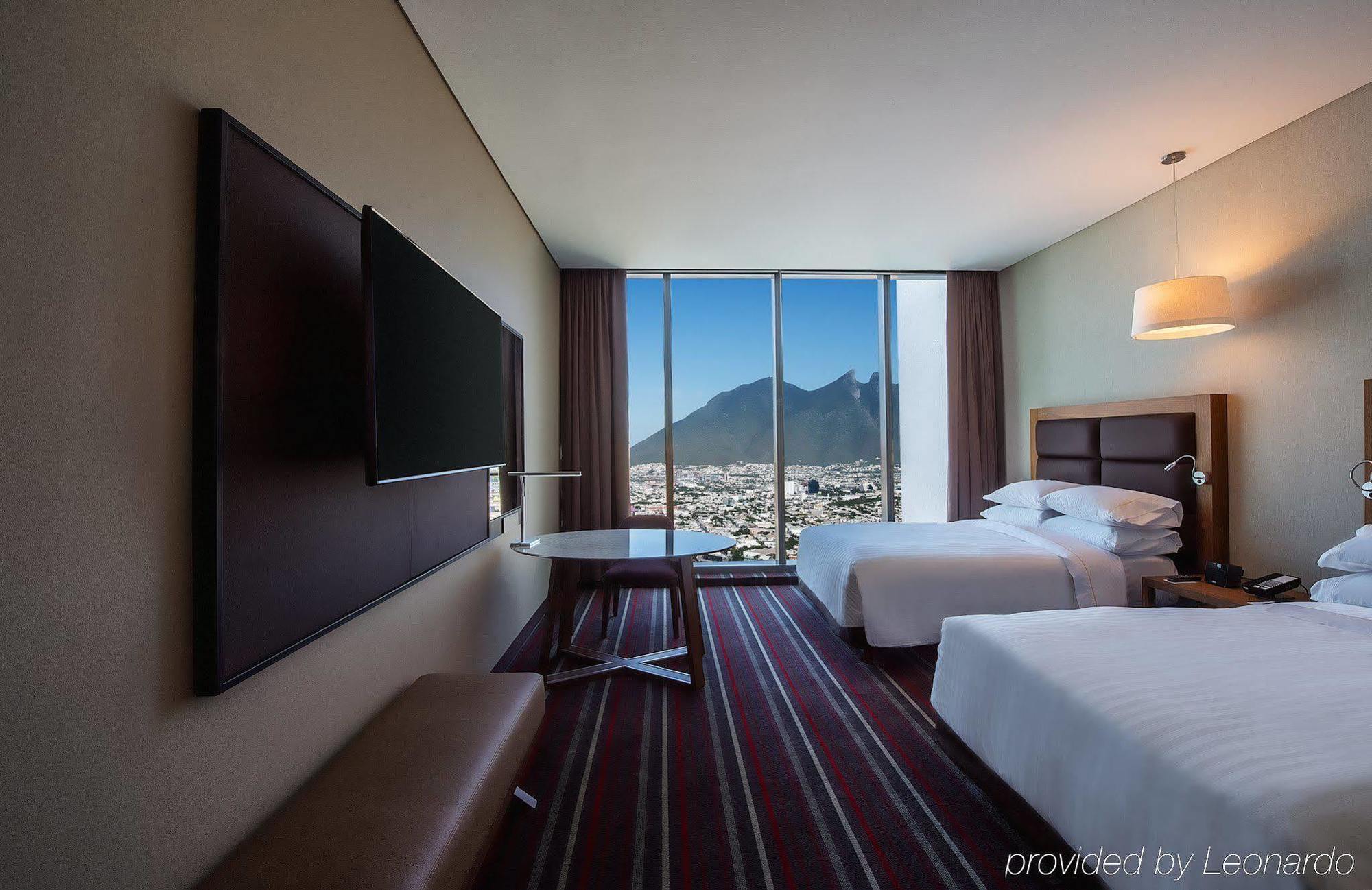 Hotel Fiesta Americana Pabellon M.