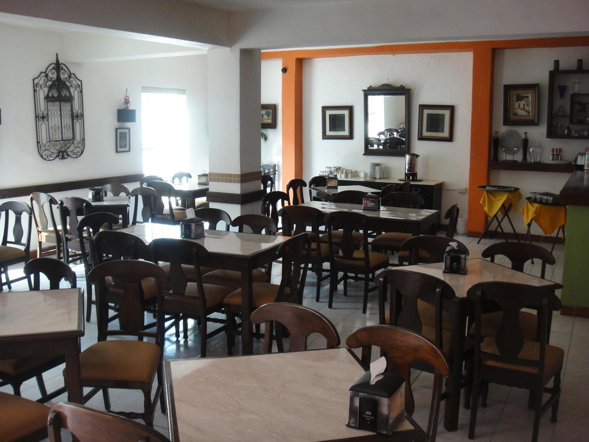 Maria Jose Hotel 3*