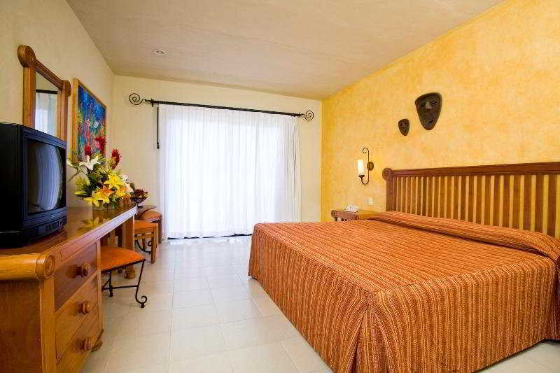 Catalonia Yucatan & Hotel Puerto Aventuras
