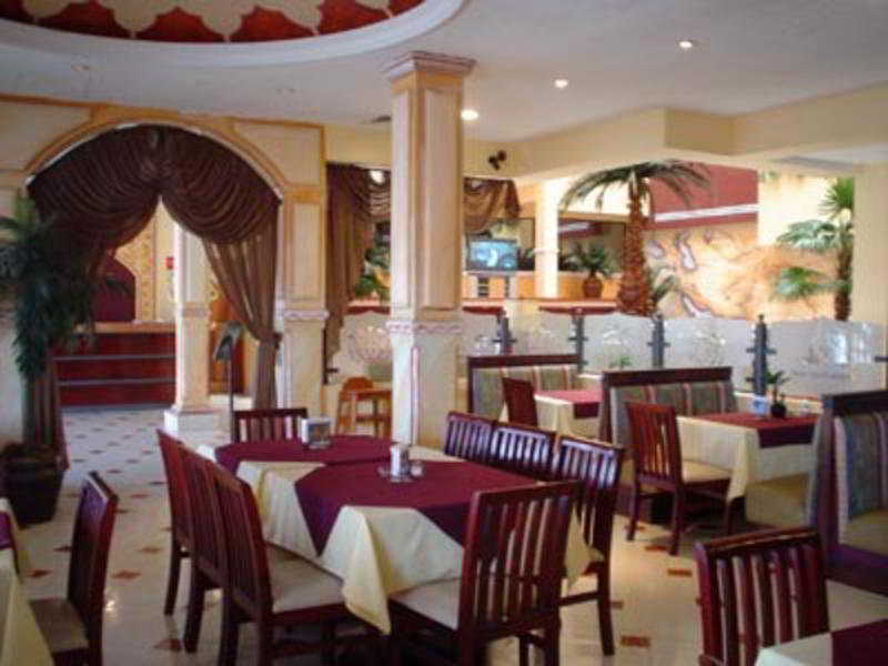 Hotel Grand Royal