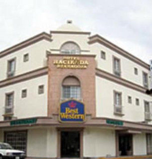 Western Hacienda By Macroplaza Hotel