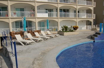Hotel El Cantil 3*