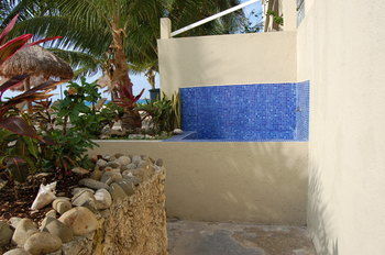 El Cantil Hotel