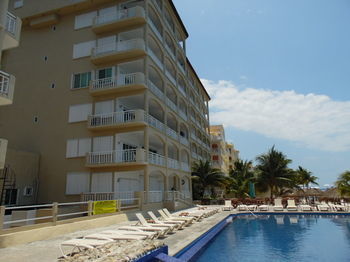 El Cantil Hotel 3*
