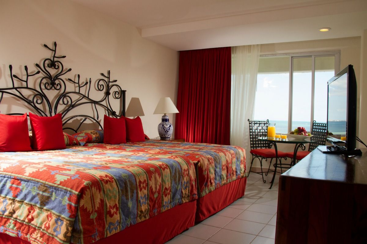Oasis Palm Cancun