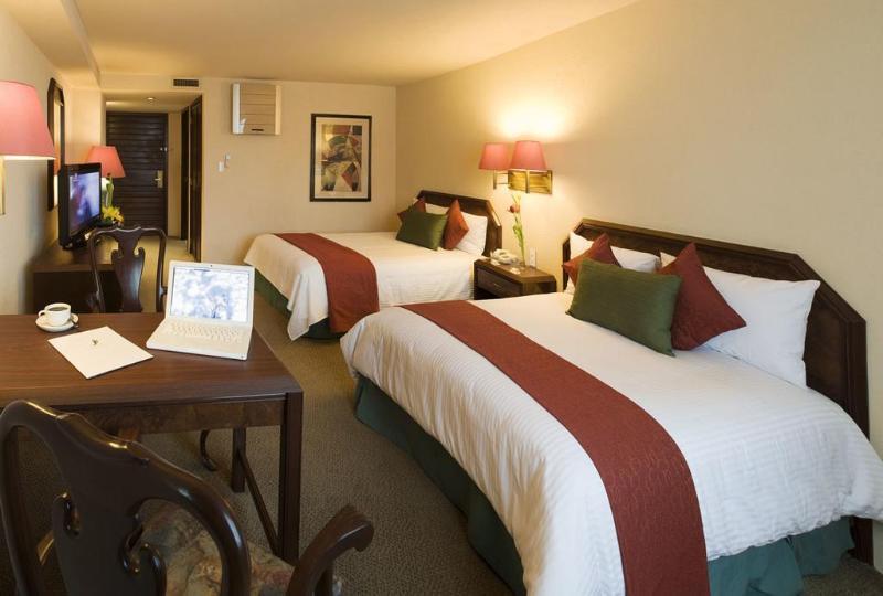 Hotel La Joya 5*