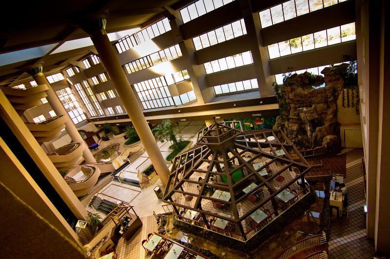 San Carlos Plaza & Hotel