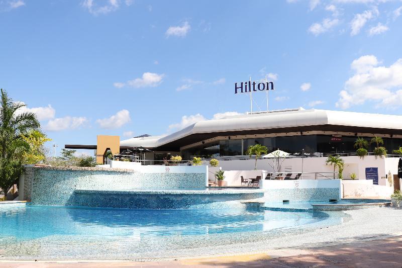 - Aeropuerto By Ihg Hotel