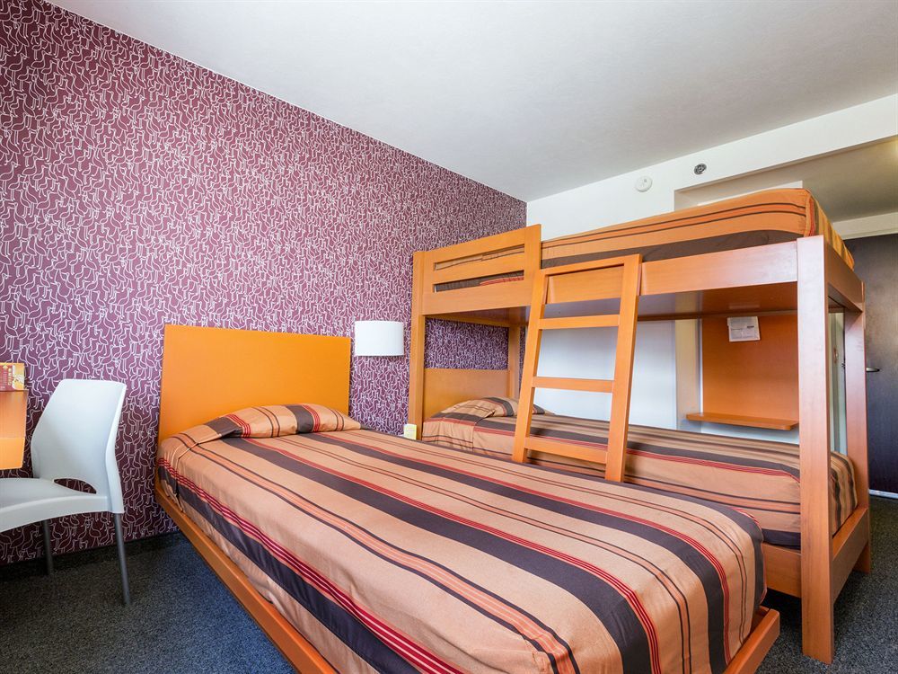 Hotel Express Junior By Marriott 3*