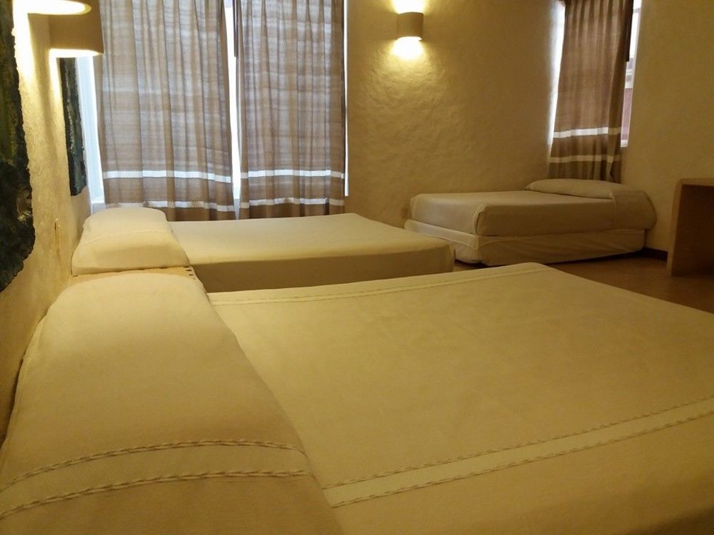 Hotel Plaza 4*