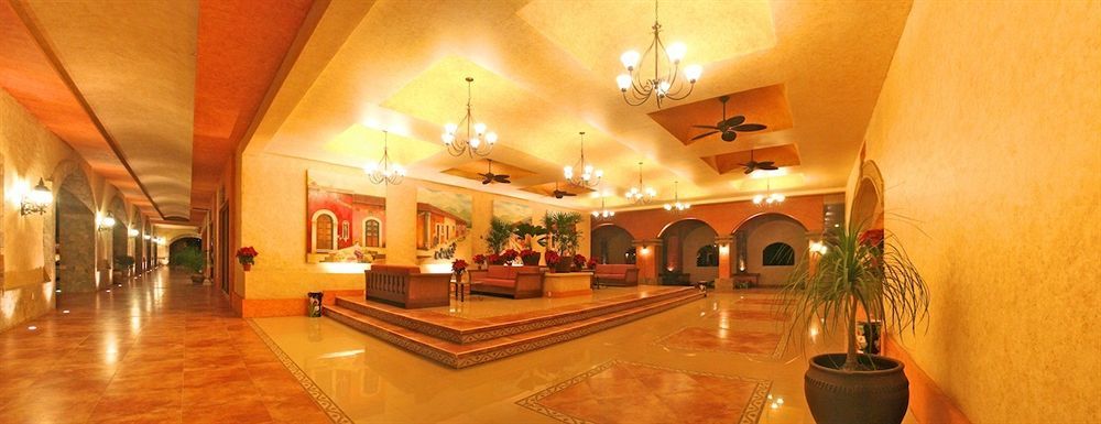 Aparthotel Marina Park Plaza 4*